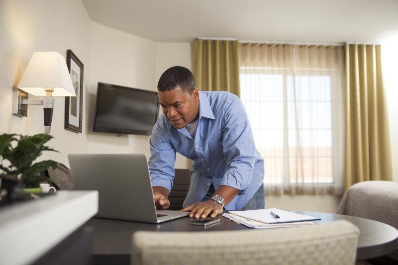 Candlewood Suites Philadelphia - Airport Area By Ihg Chester Exteriör bild