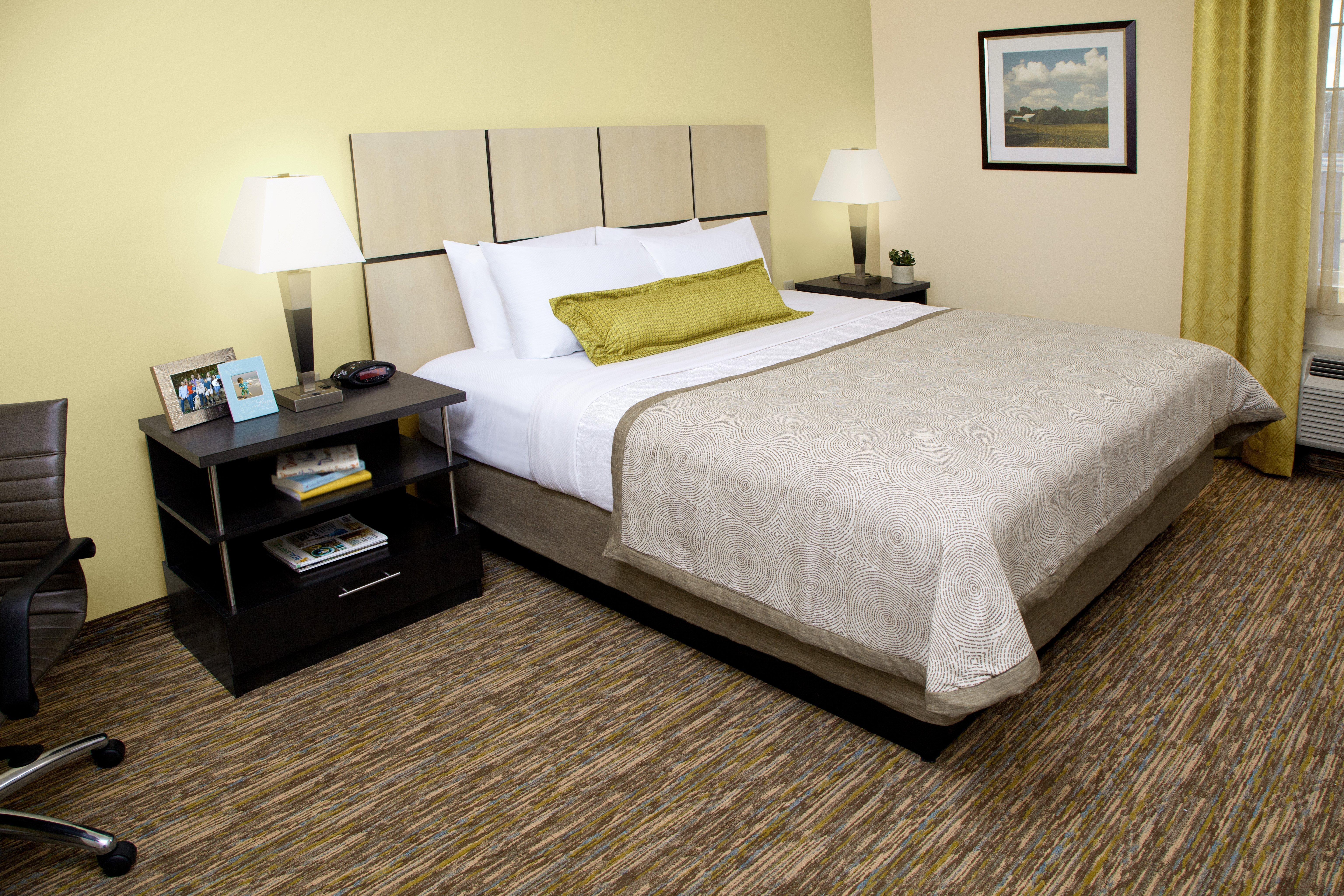 Candlewood Suites Philadelphia - Airport Area By Ihg Chester Exteriör bild