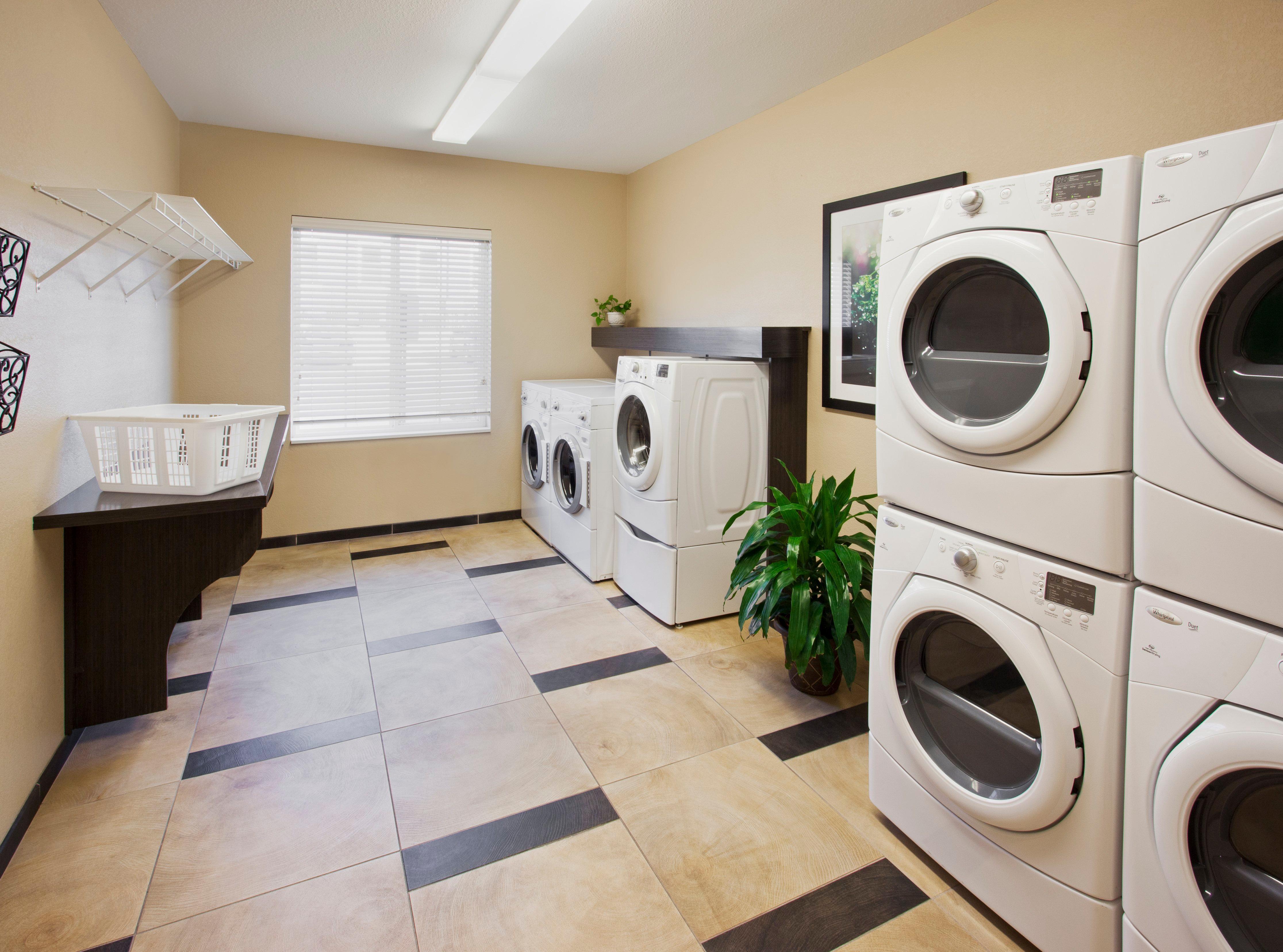 Candlewood Suites Philadelphia - Airport Area By Ihg Chester Exteriör bild