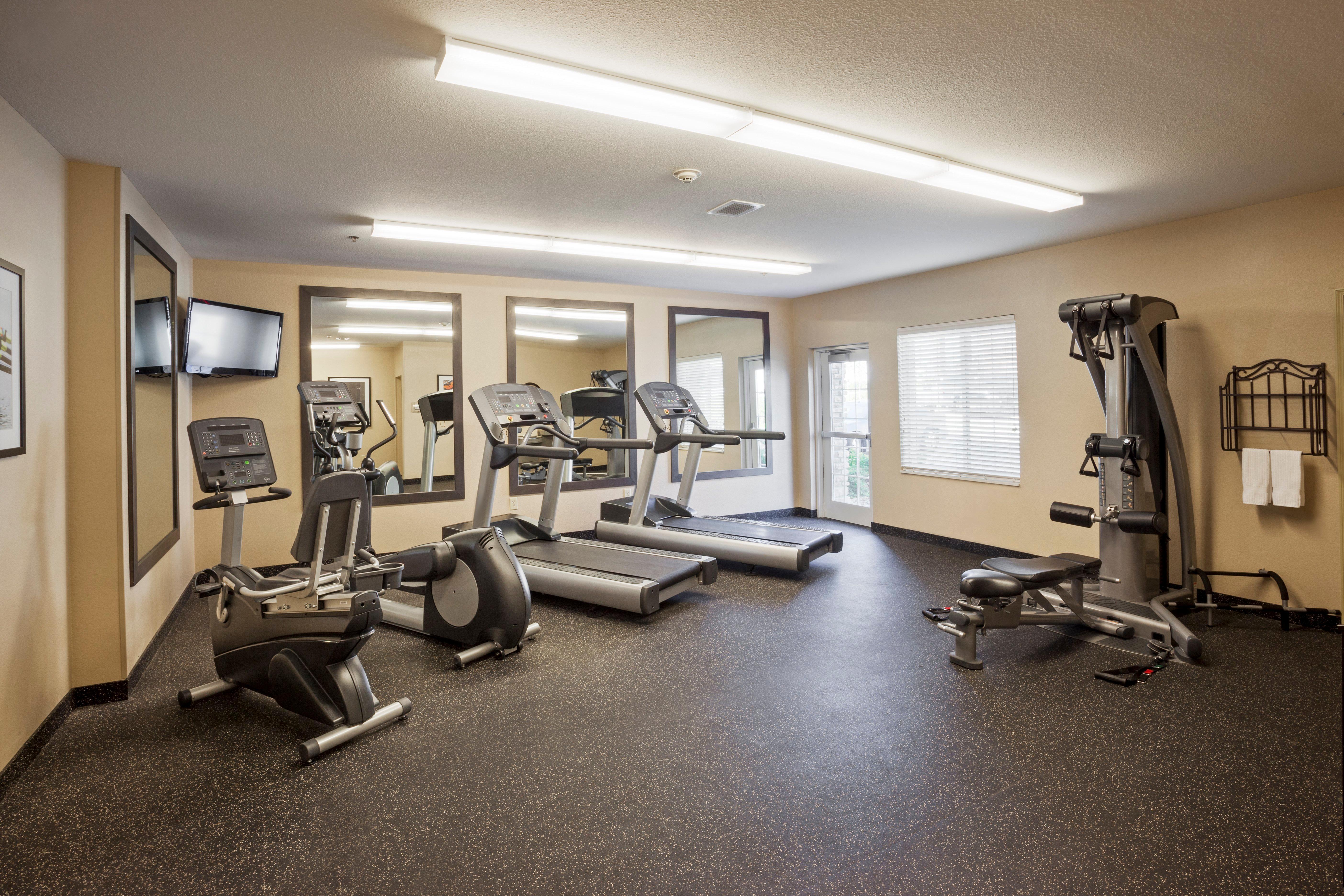 Candlewood Suites Philadelphia - Airport Area By Ihg Chester Exteriör bild